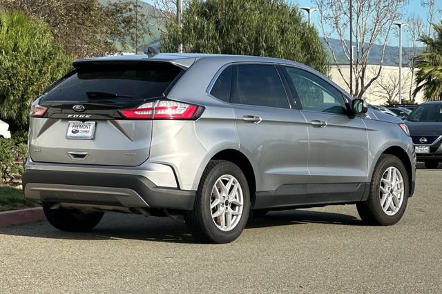 Used 2023 Ford Edge SEL image 4