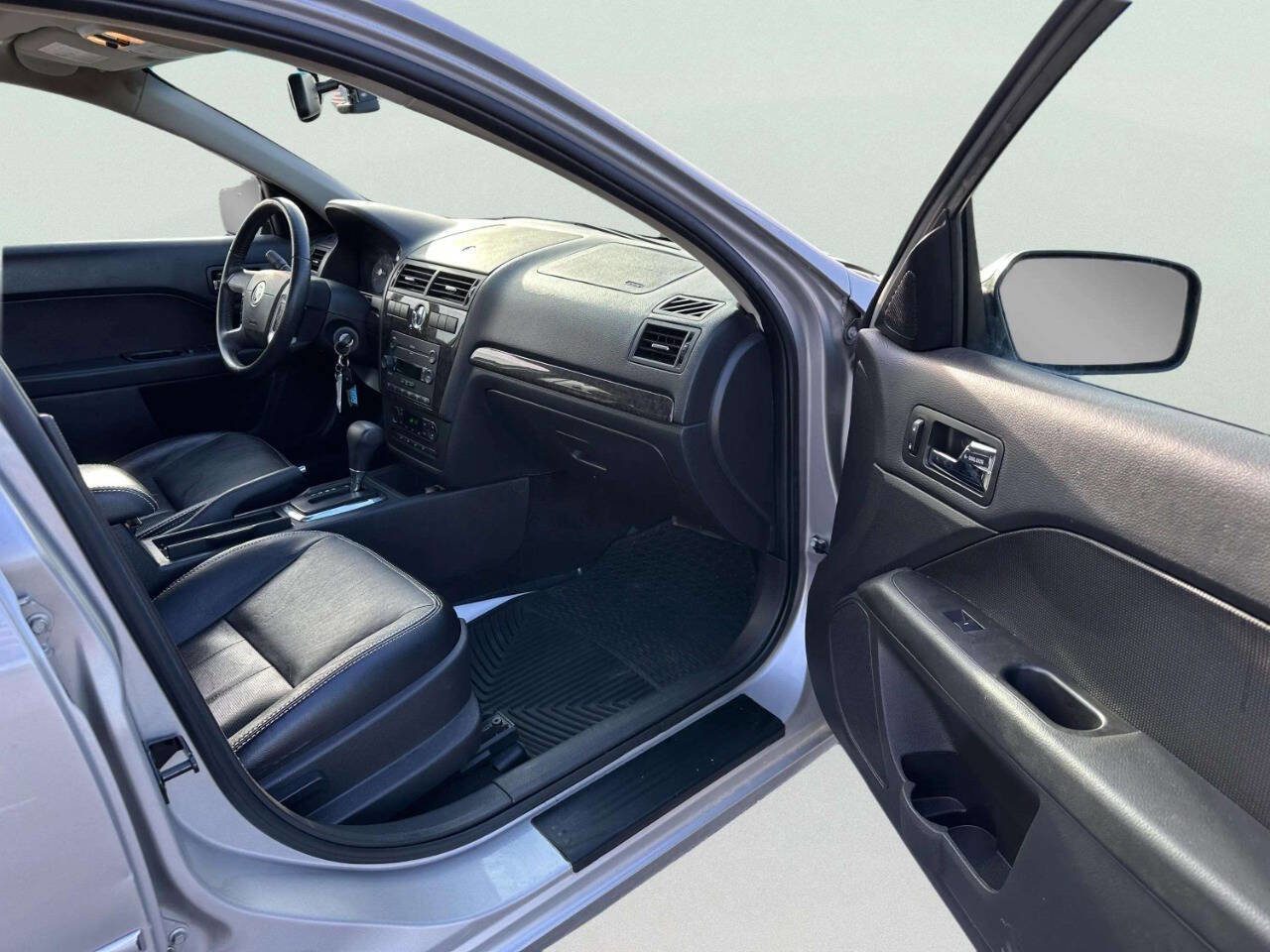 Used 2007 Mercury Milan Premier image 19