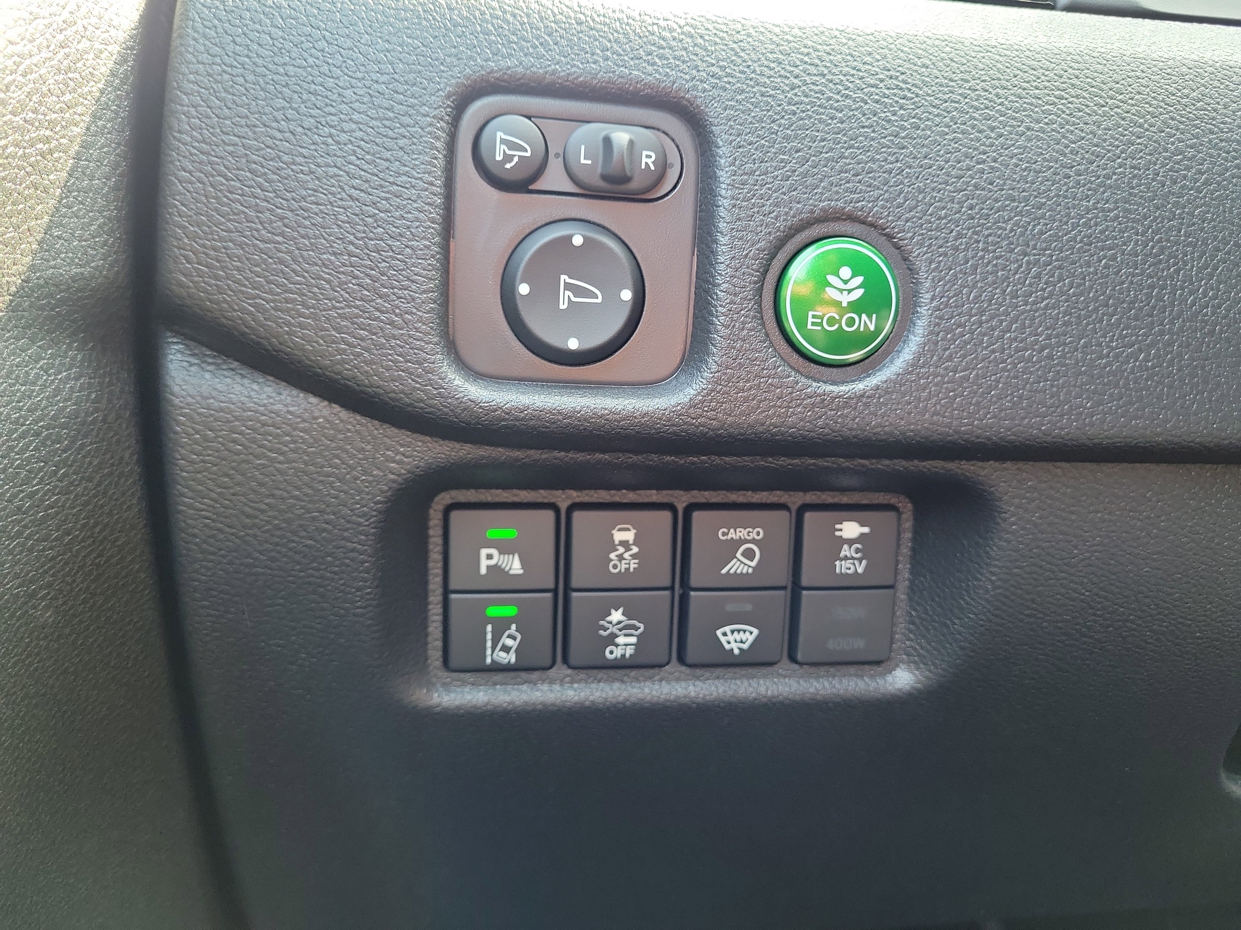 Certified 2026 Honda Ridgeline Black Edition image 28