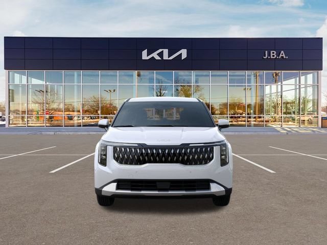 New 2027 Kia Carnival EX FWD image 2