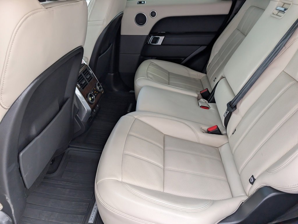 Used 2022 Land Rover Range Rover Sport HSE Silver Edition image 27