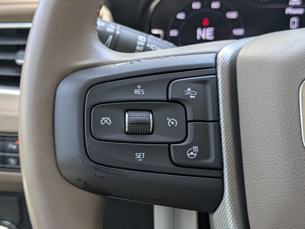 Used 2023 GMC Yukon Denali RWD image 27