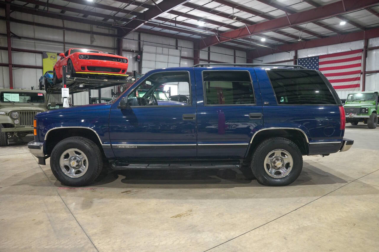 Used 1997 GMC Yukon 4WD 4-Door w/ Marketing Opt Pkg 5 image 4