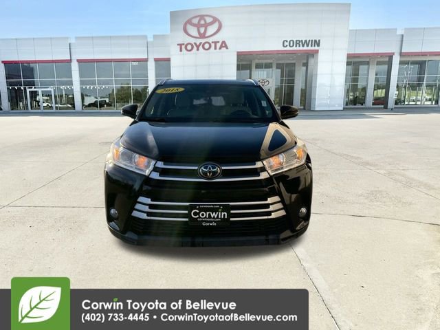 Used 2018 Toyota Highlander XLE image 3