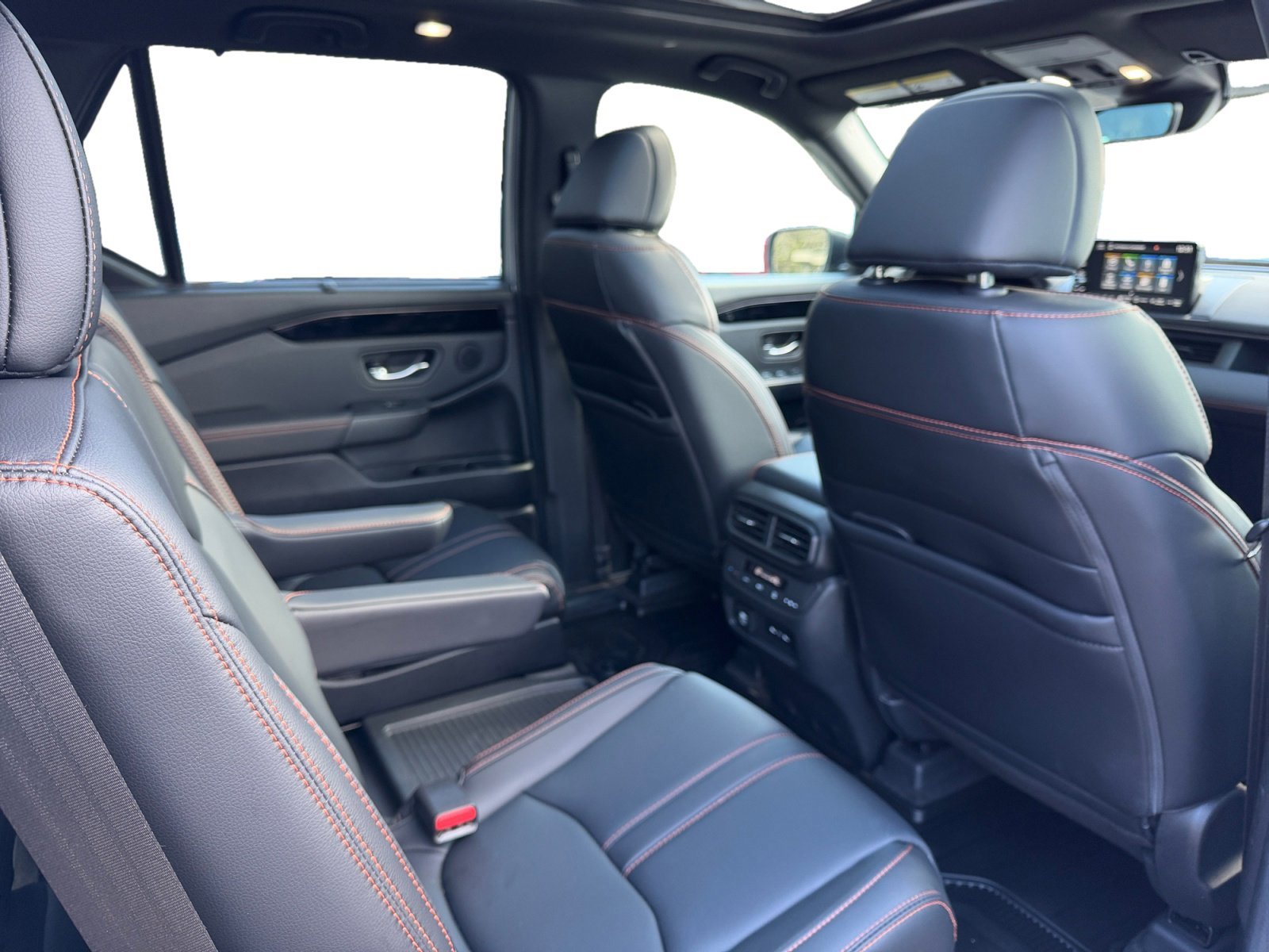 Used 2024 Honda Pilot TrailSport image 20