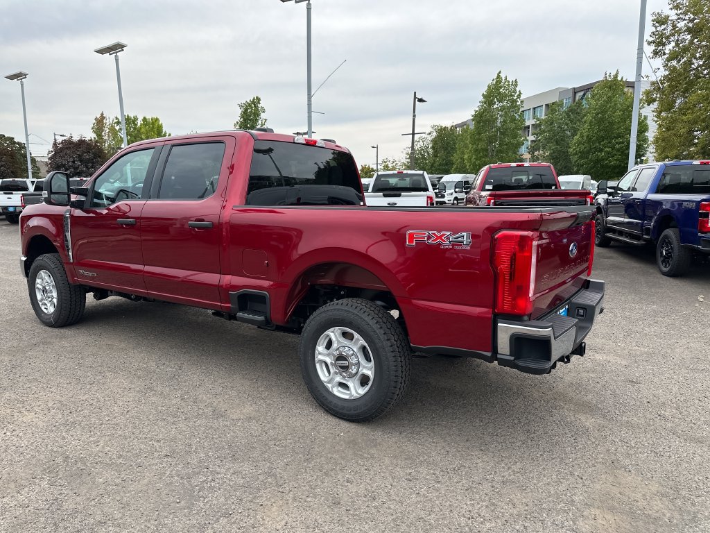 New 2026 Ford F250 4x4 Crew Cab Super Duty image 4
