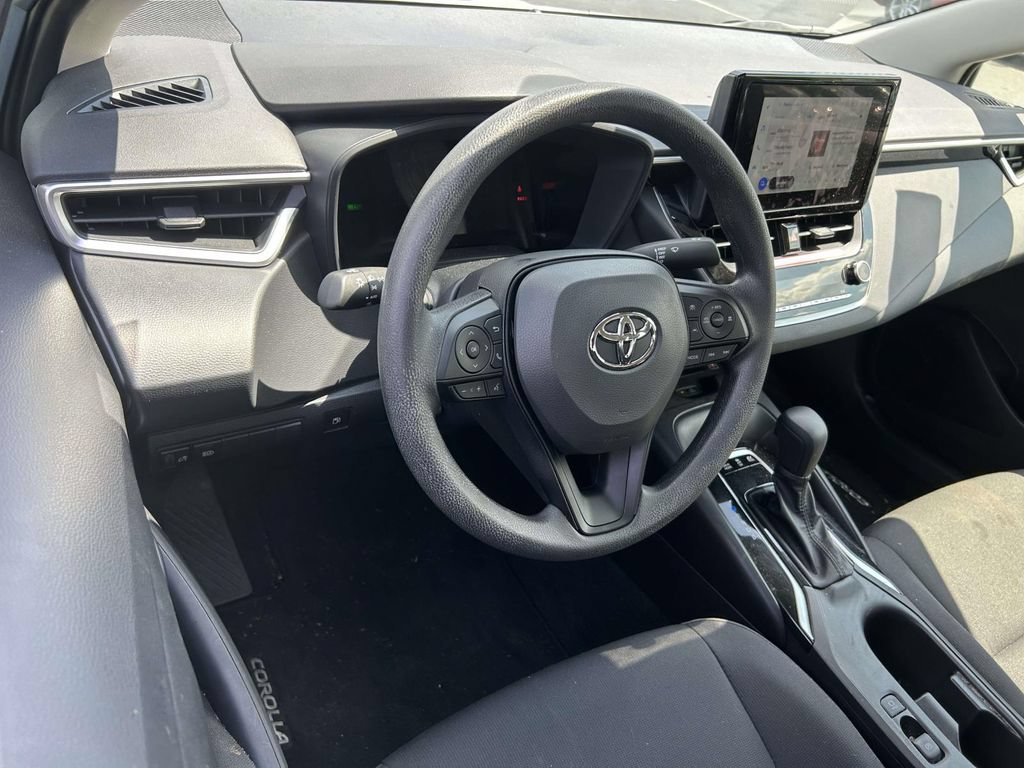 Used 2026 Toyota Corolla LE w/ LE Premium Package FWD image 12