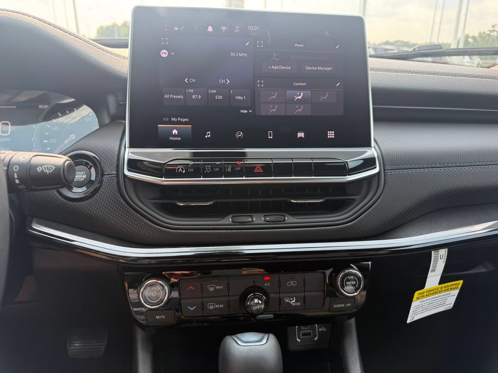 New 2026 Jeep Compass Latitude AWD/4WD image 11