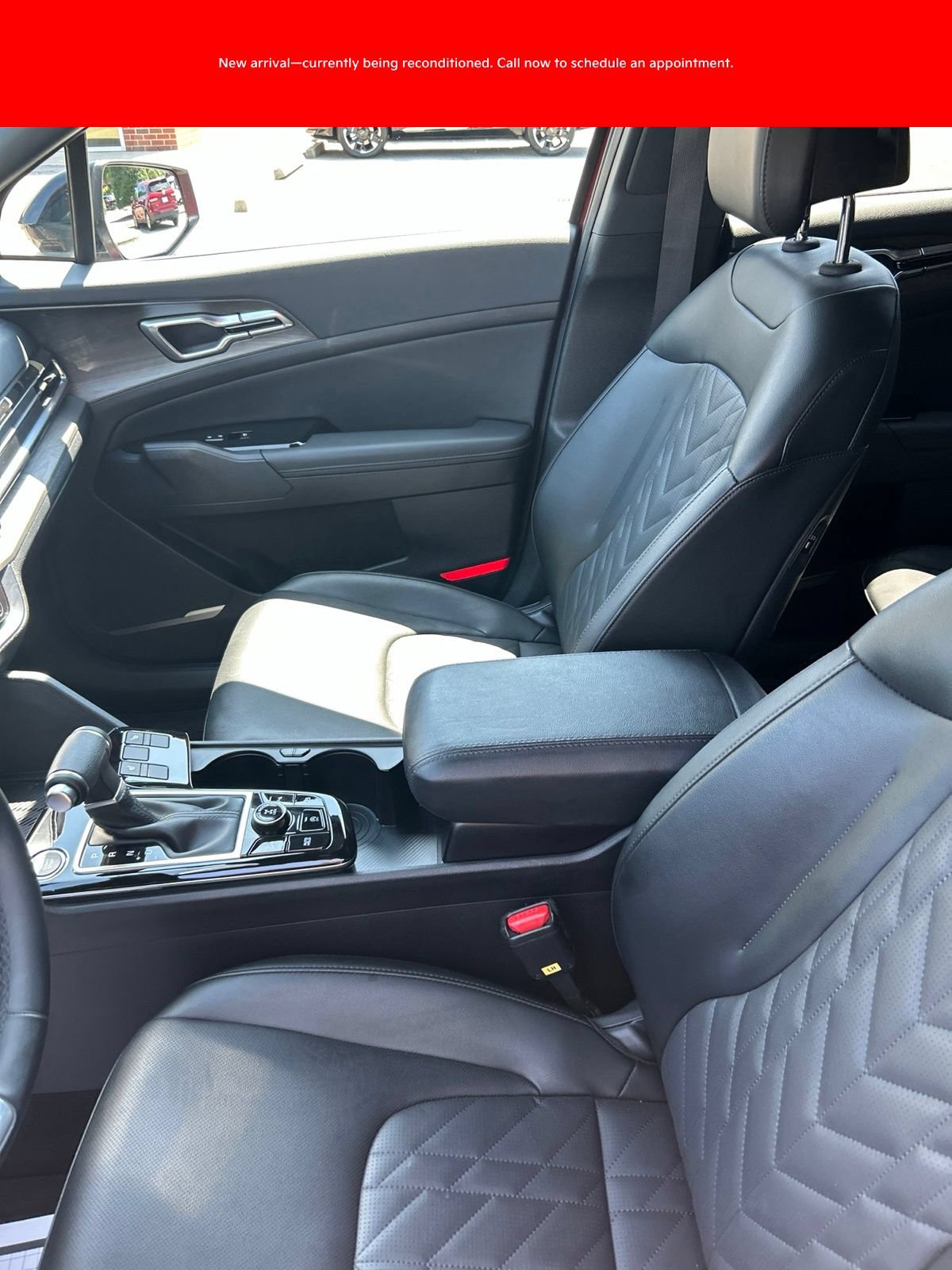 Used 2025 Kia Sportage X-Line w/ Premium Package AWD/4WD image 2