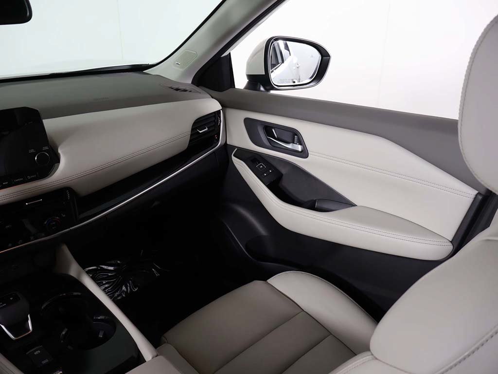 Used 2023 Nissan Rogue SL w/ SL Premium Package FWD image 36