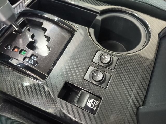 Used 2019 Toyota 4Runner TRD Off-Road AWD/4WD image 12