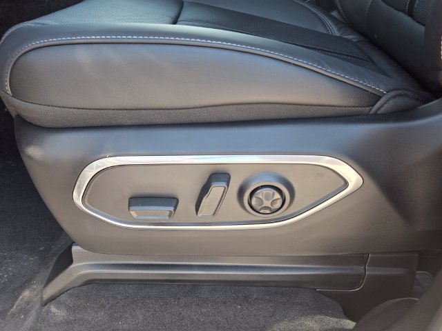 New 2026 Jeep Grand Wagoneer Limited AWD/4WD image 10
