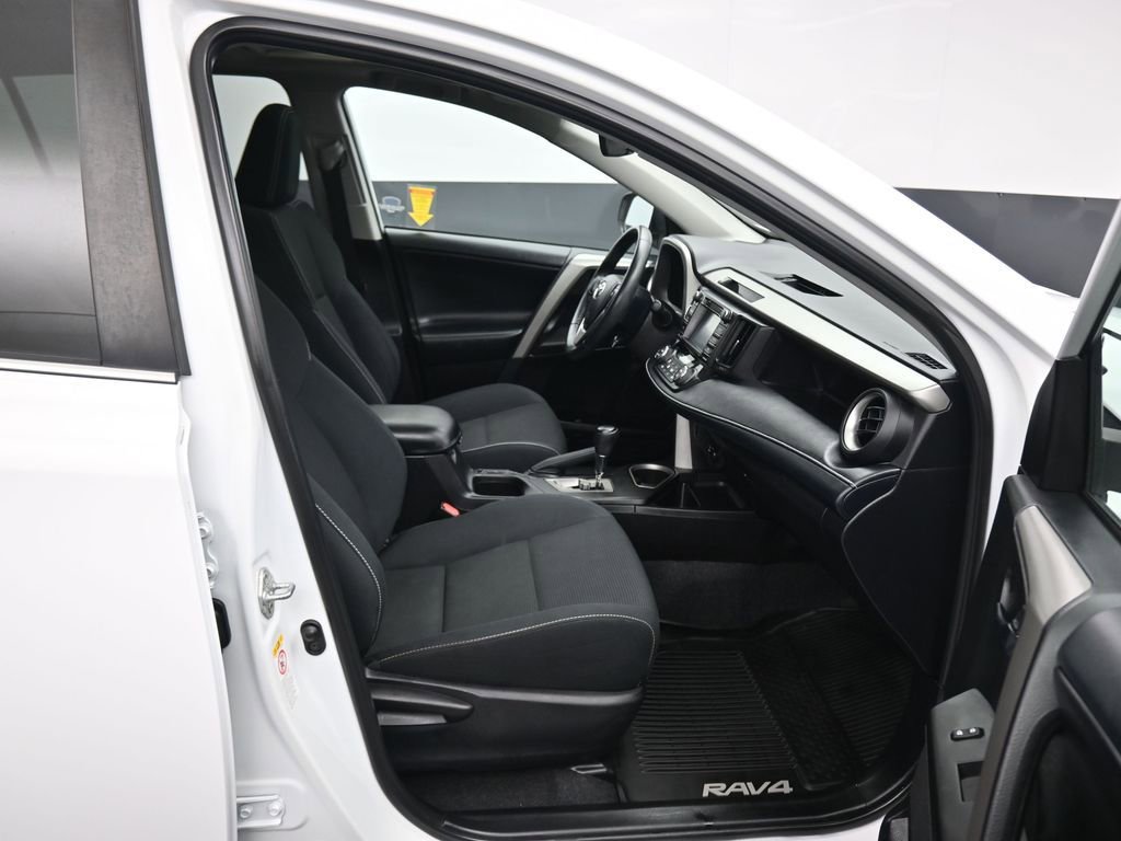 Used 2018 Toyota RAV4 XLE w/ Plus Extra Value Package image 41