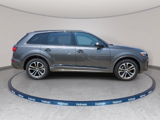 Certified 2026 Audi Q7 3.0T Premium w/ Convenience Plus Package AWD/4WD image 4