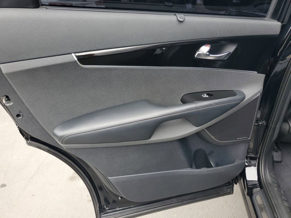 Used 2019 Kia Sorento SX image 17
