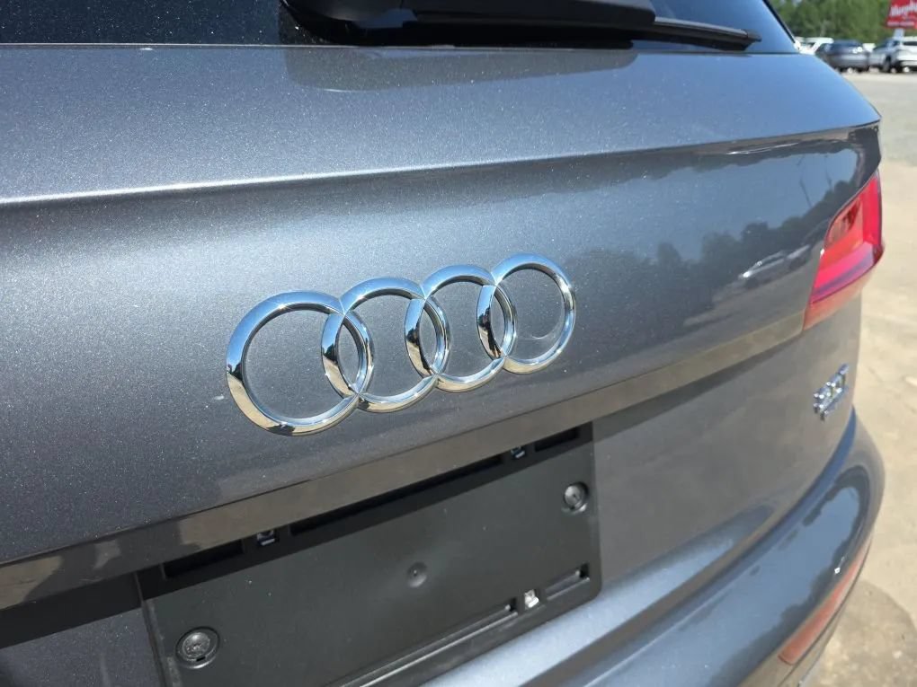 Used 2018 Audi Q5 Prestige w/ Prestige Package AWD/4WD image 10