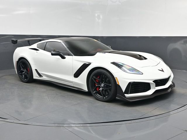 Used 2019 Chevrolet Corvette ZR1 RWD image 1