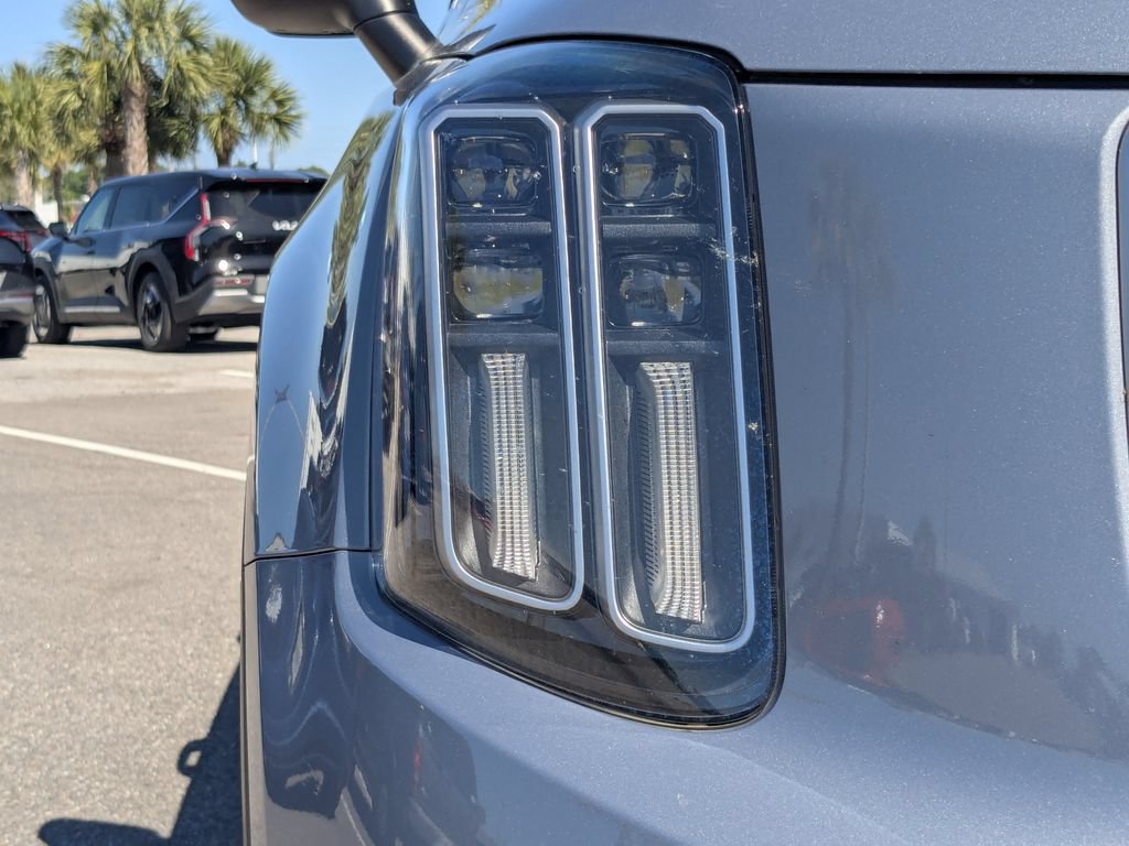 Used 2025 Kia Telluride S FWD image 11