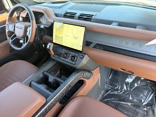 New 2026 Land Rover Defender 110 OCTA AWD/4WD image 11
