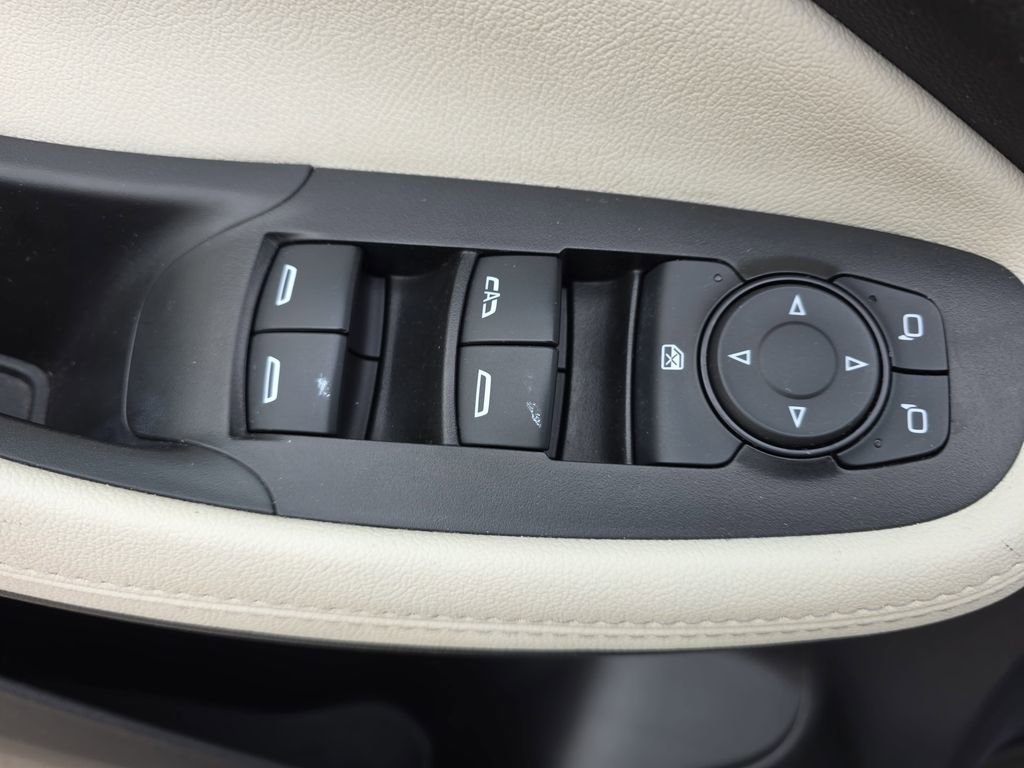Certified 2023 Buick Encore GX Preferred FWD image 29