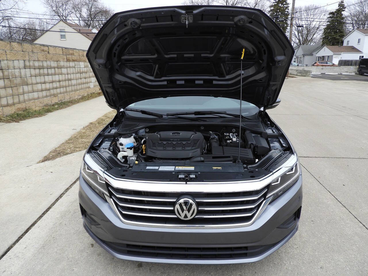 Used 2021 Volkswagen Passat 2.0T S w/ Luggage Net & Mats Package image 40