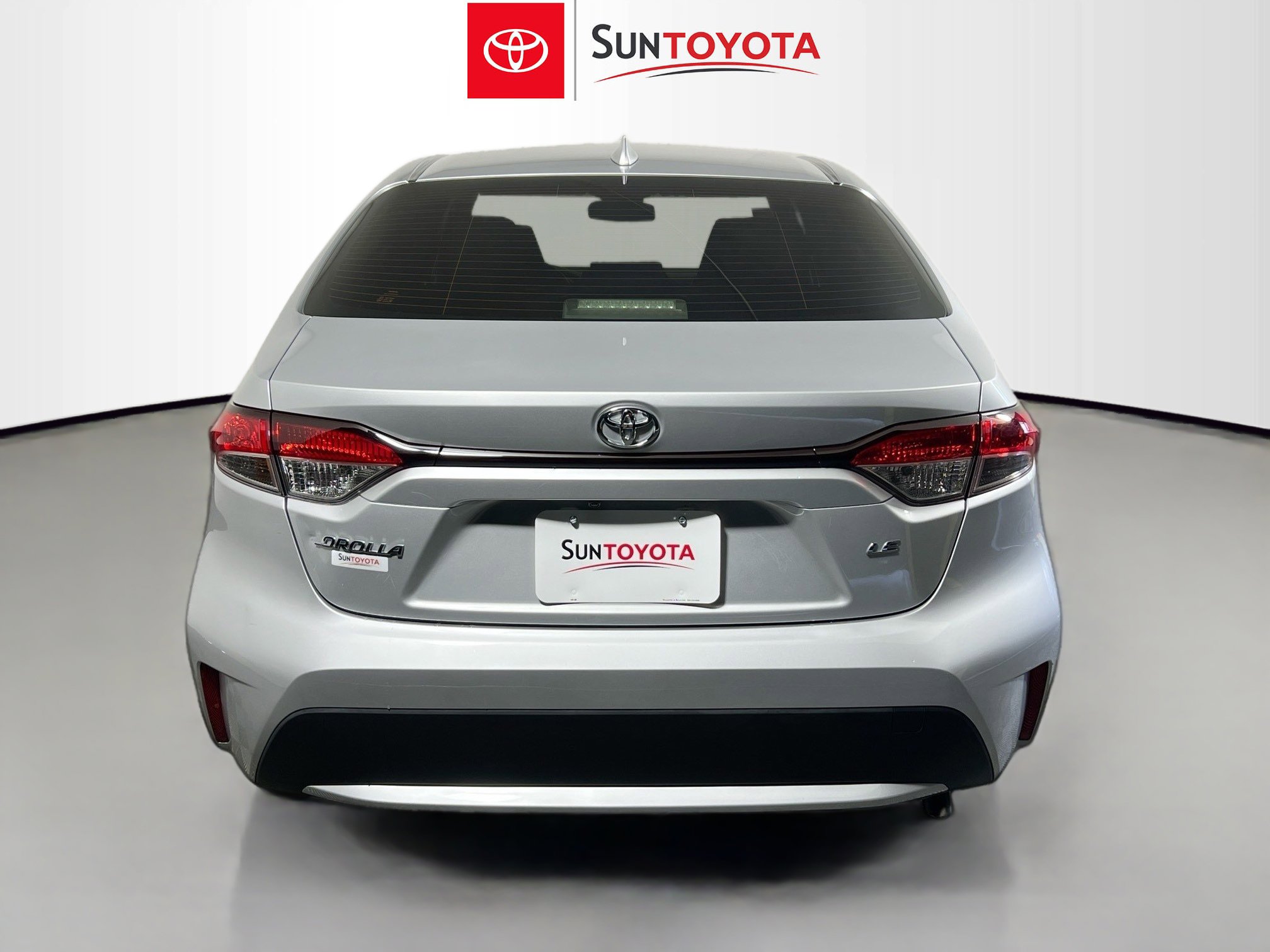 Used 2022 Toyota Corolla LE FWD image 5