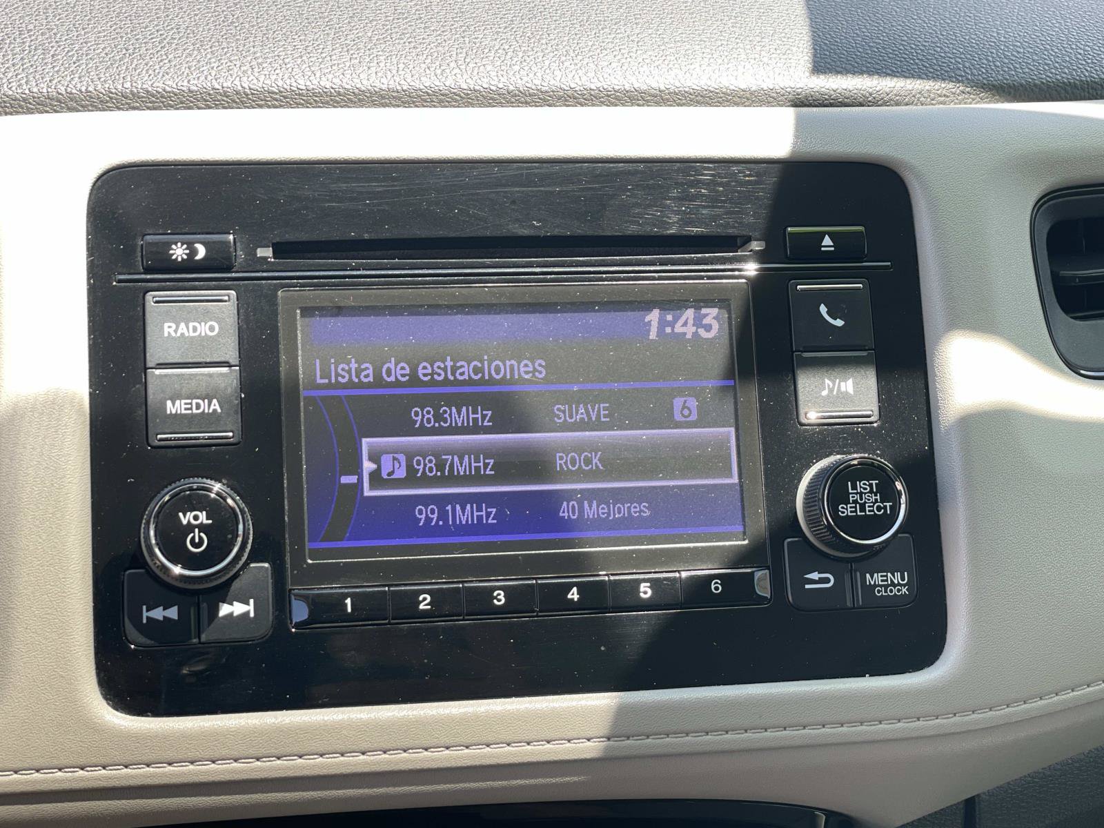 Used 2019 Honda HR-V LX image 7