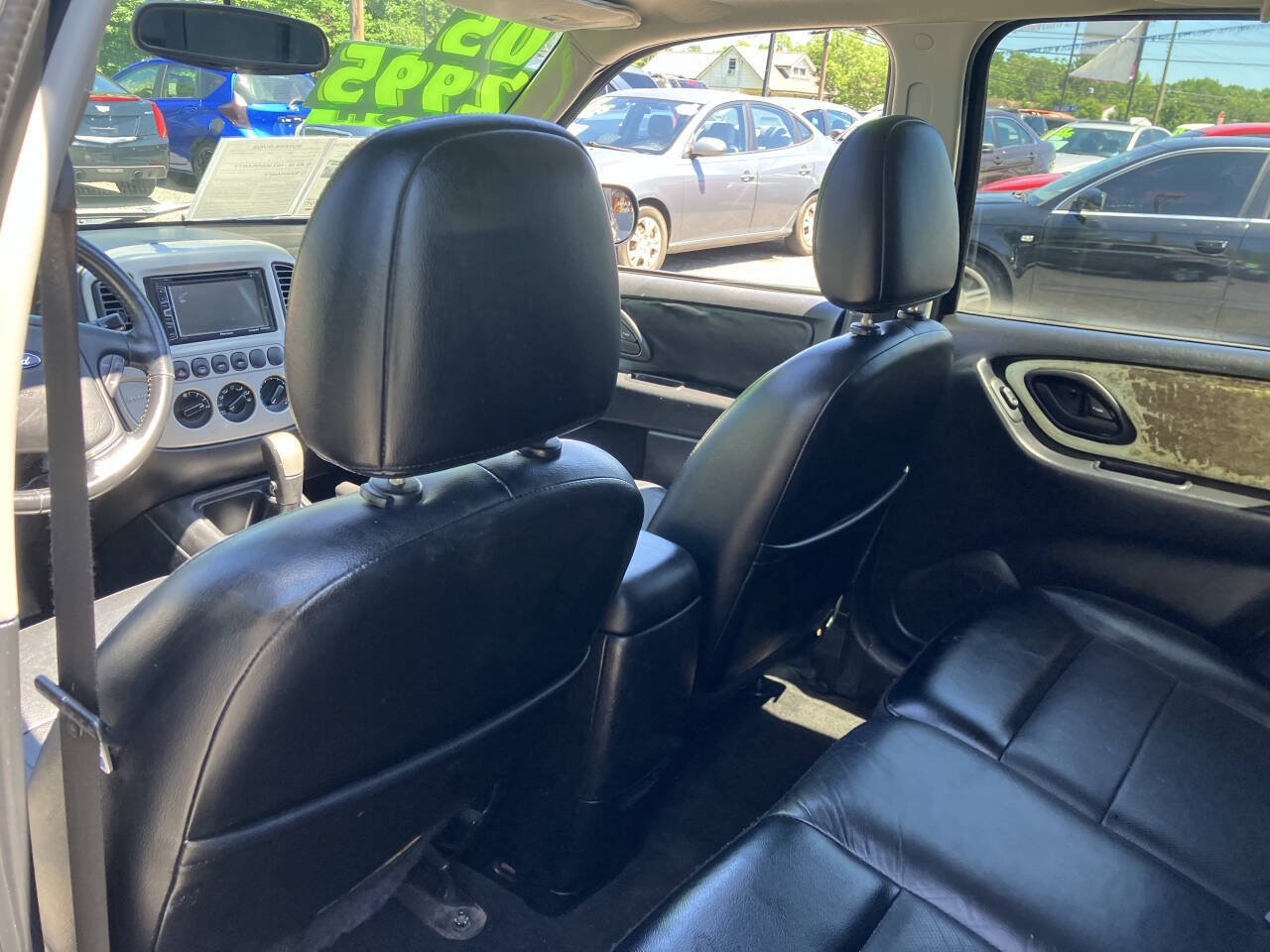 Used 2005 Ford Escape Limited AWD/4WD image 25