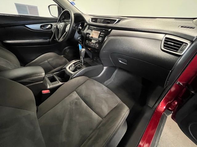 Used 2016 Nissan Rogue S image 10
