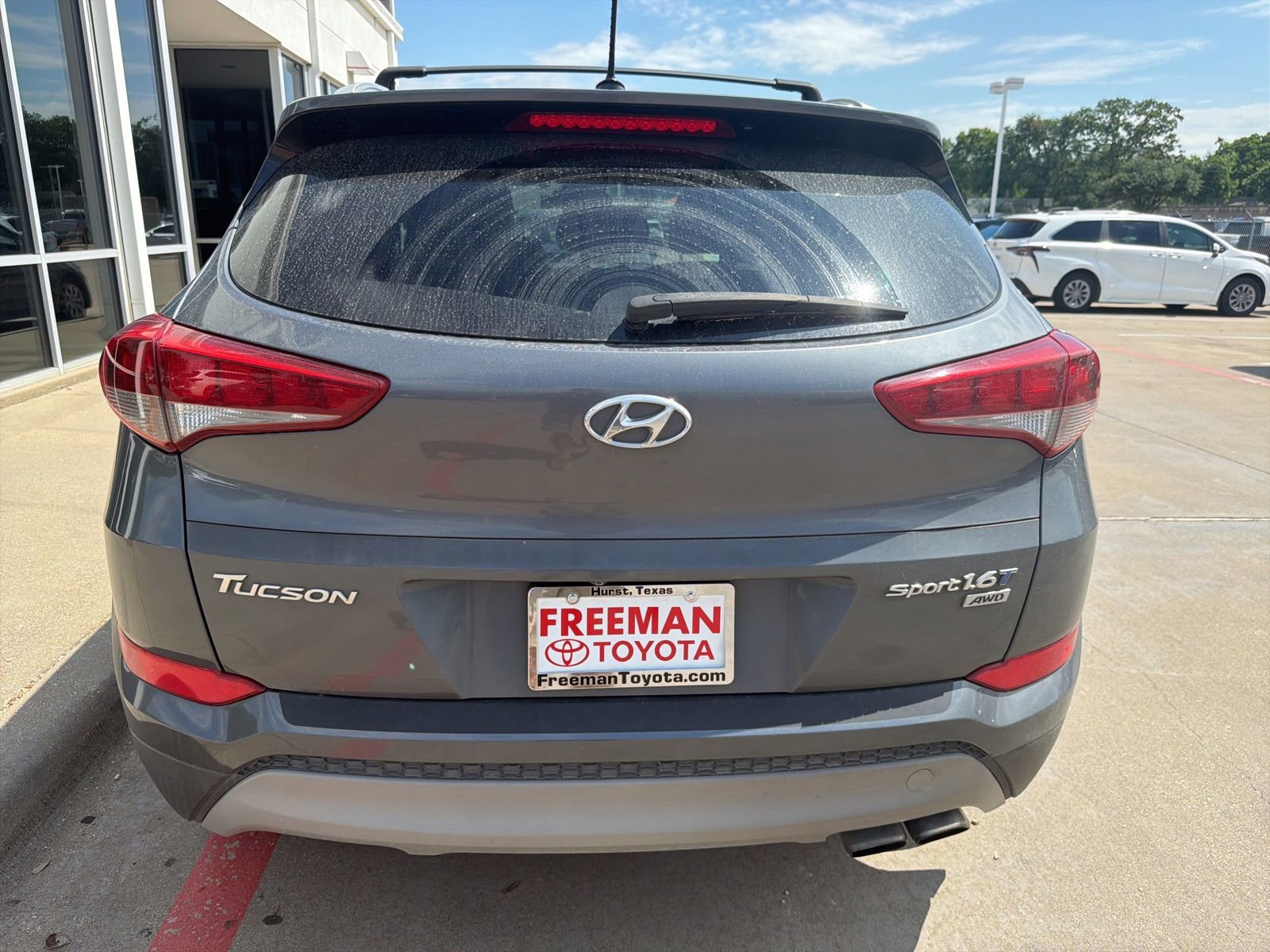 Used 2017 Hyundai Tucson Sport AWD/4WD image 9