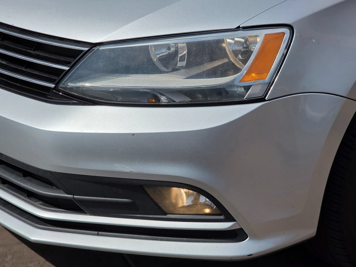 Used 2015 Volkswagen Jetta SEL FWD image 6
