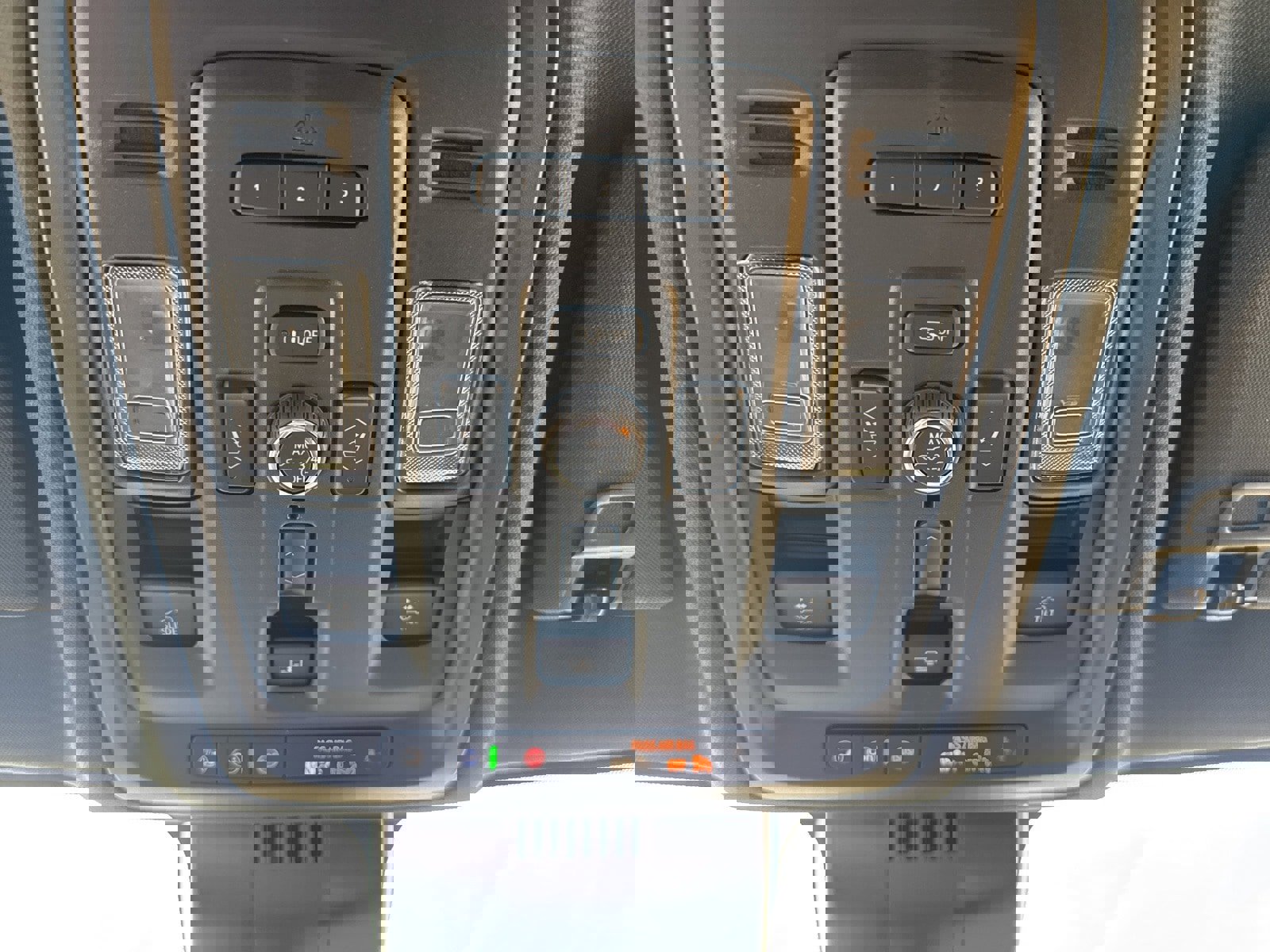 Used 2024 GMC Yukon Denali Ultimate w/ LPO, Floor Liner Package image 38