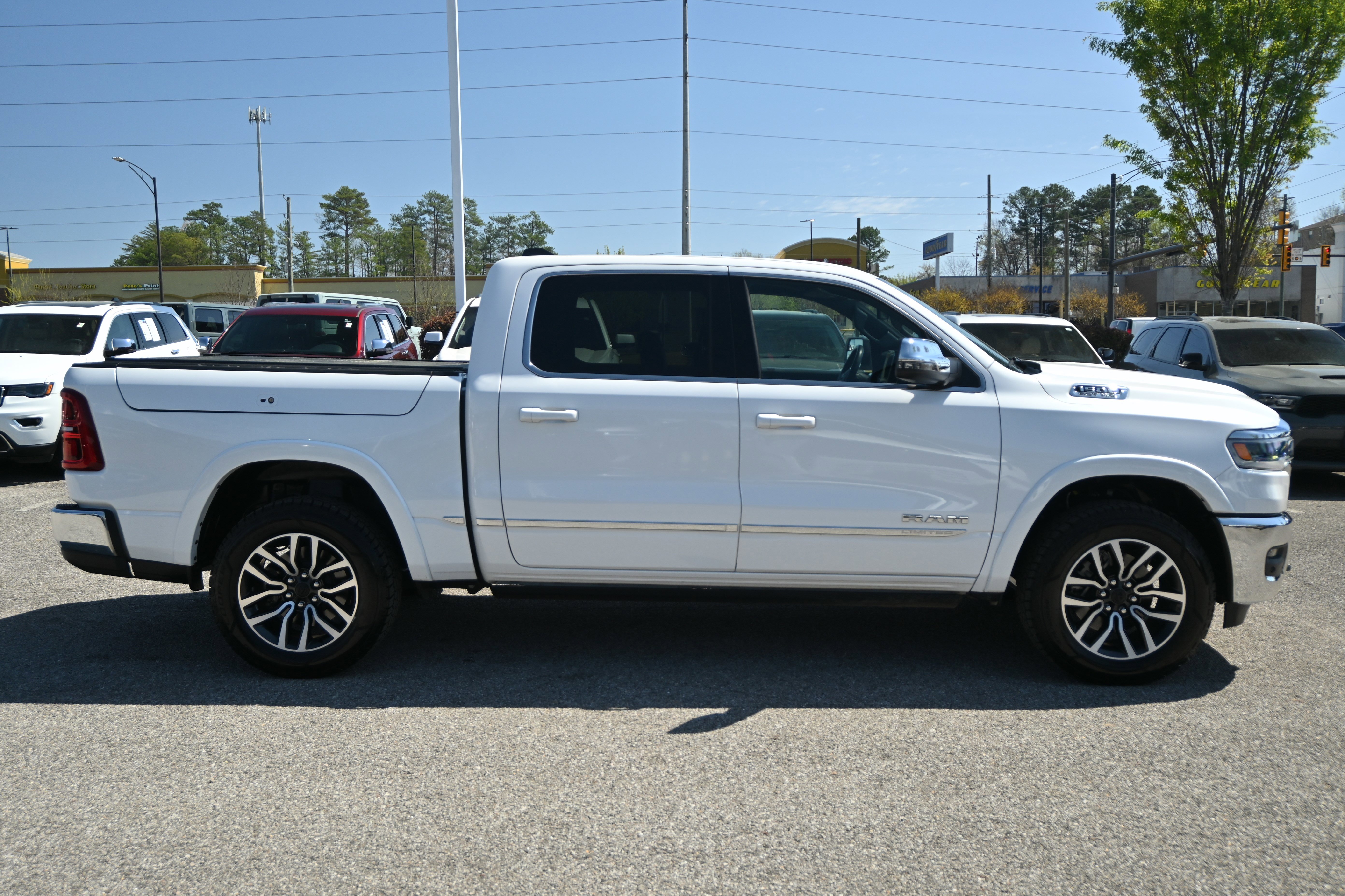Used 2025 RAM 1500 Limited image 17
