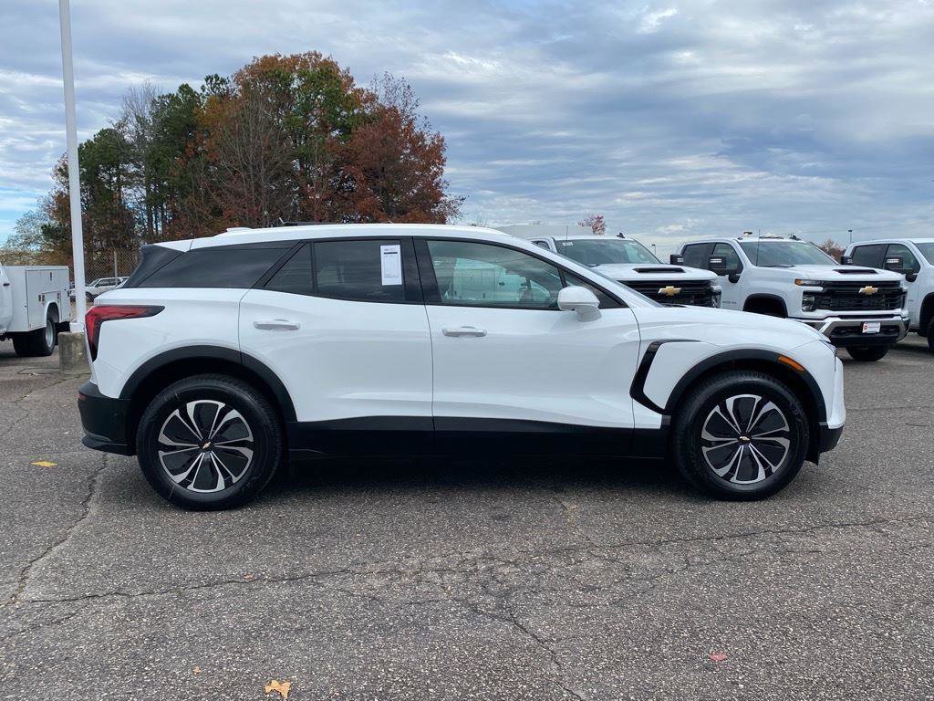 New 2025 Chevrolet Blazer EV LT w/ Super Cruise Package image 2