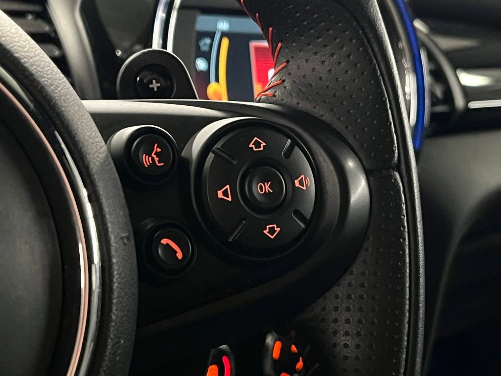 Used 2021 MINI Cooper S w/ Premium Package image 23