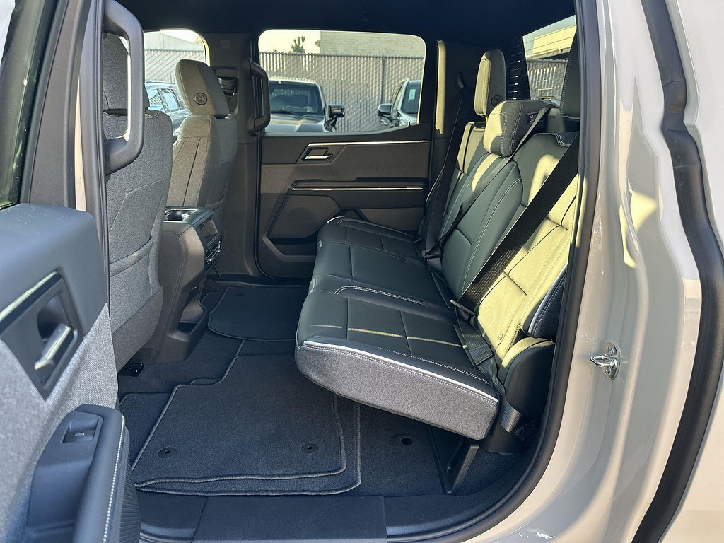 New 2026 GMC Sierra EV Elevation AWD/4WD image 24