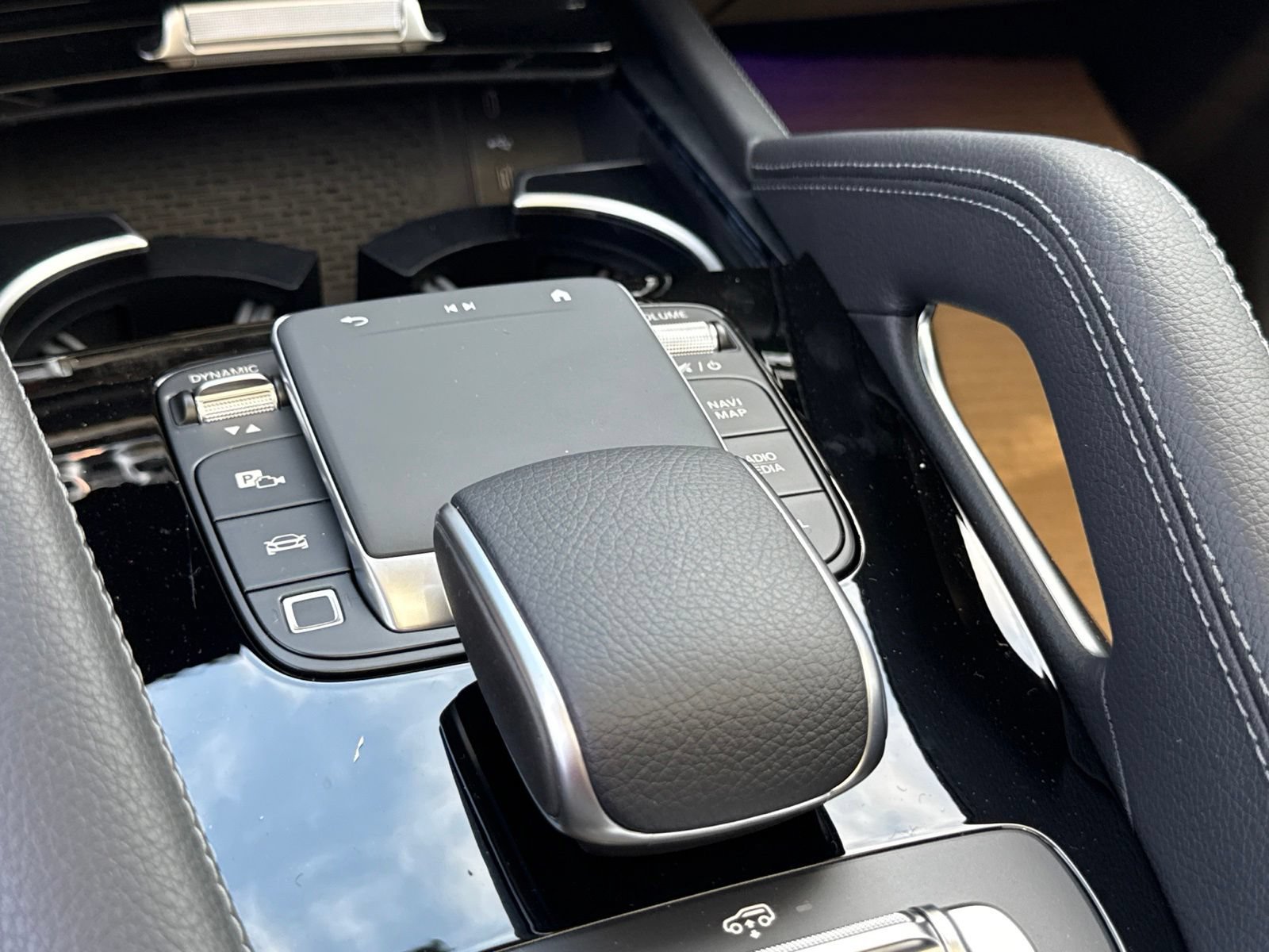 New 2026 Mercedes-Benz GLS 450 4MATIC image 27