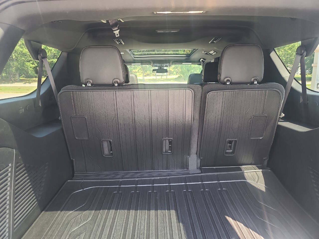 Used 2022 GMC Yukon XL AT4 AWD/4WD image 41