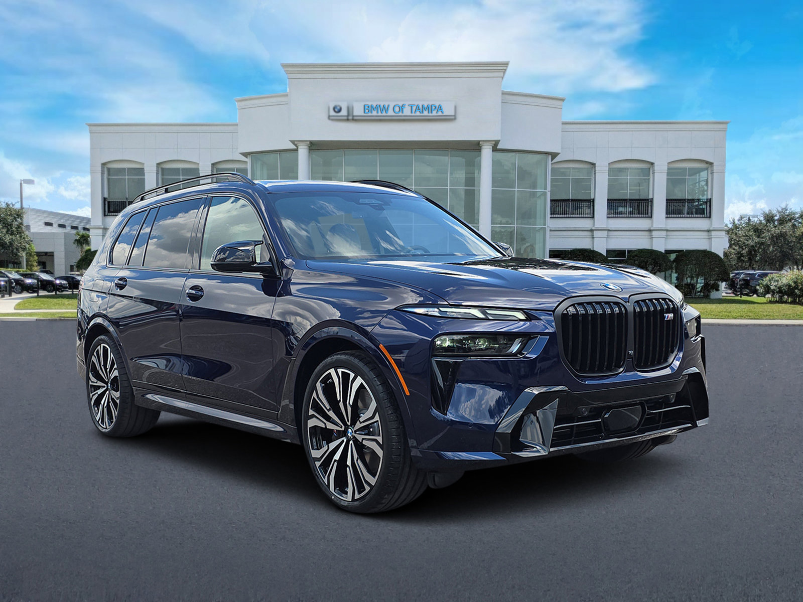 New 2026 BMW X7 M60i