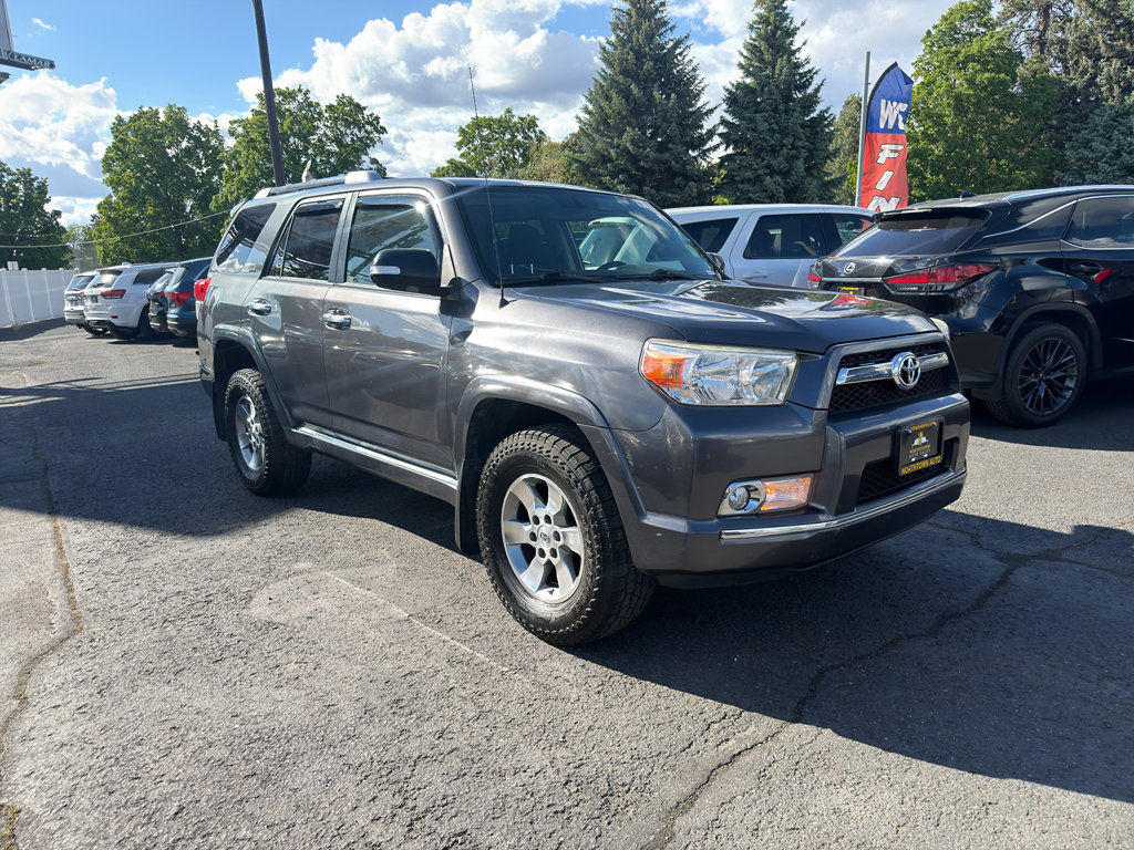 Used 2013 Toyota 4Runner SR5 AWD/4WD image 9