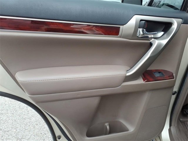 Used 2010 Lexus GX 460 image 14