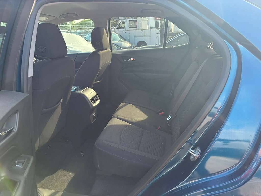Used 2019 Chevrolet Equinox LT w/ Driver Convenience Package FWD image 11