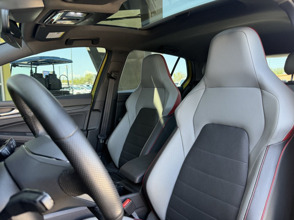 Used 2022 Volkswagen GTI Autobahn FWD image 37