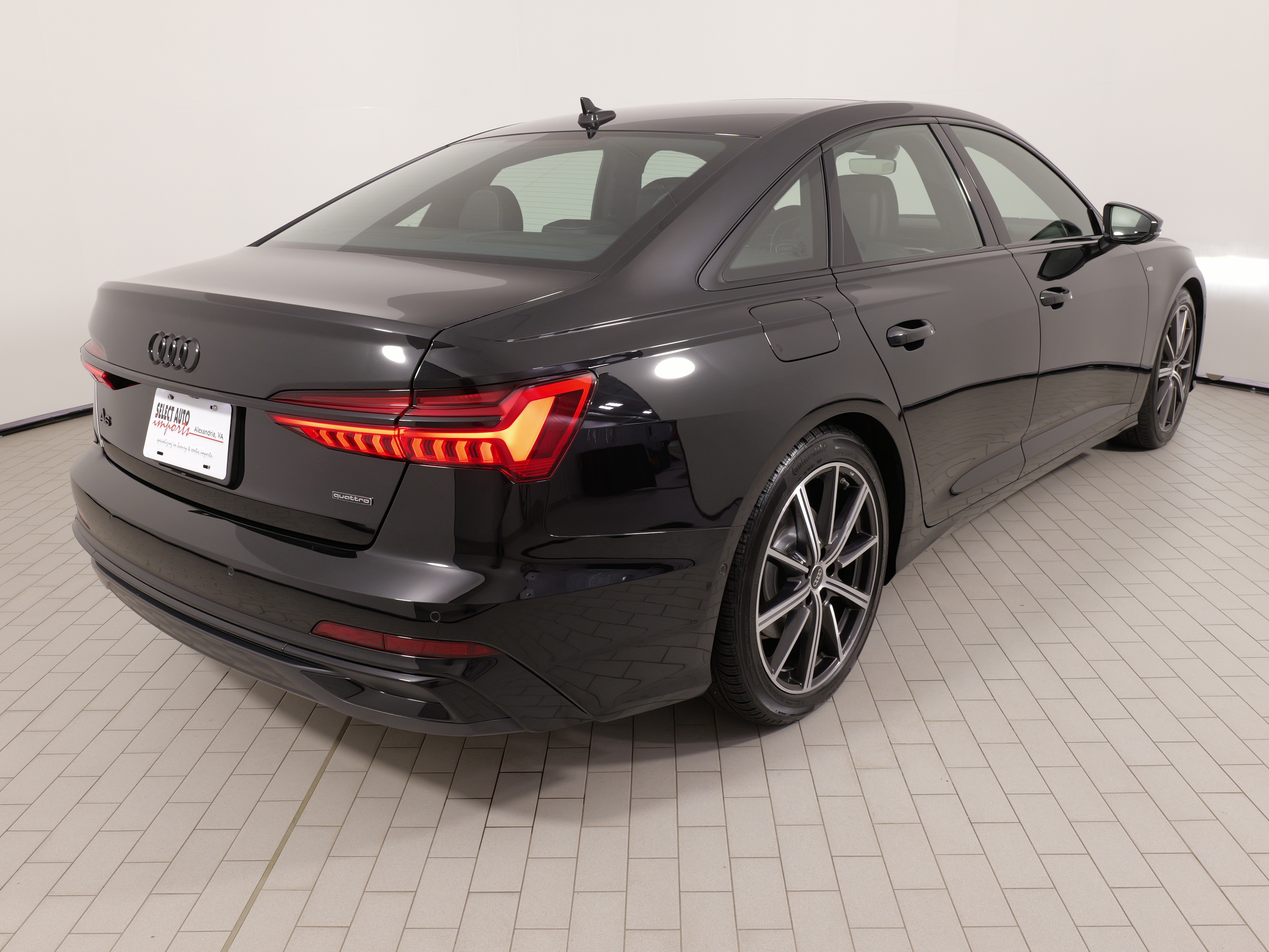 Used 2025 Audi A6 Premium Plus w/ Premium Plus Package AWD/4WD image 13