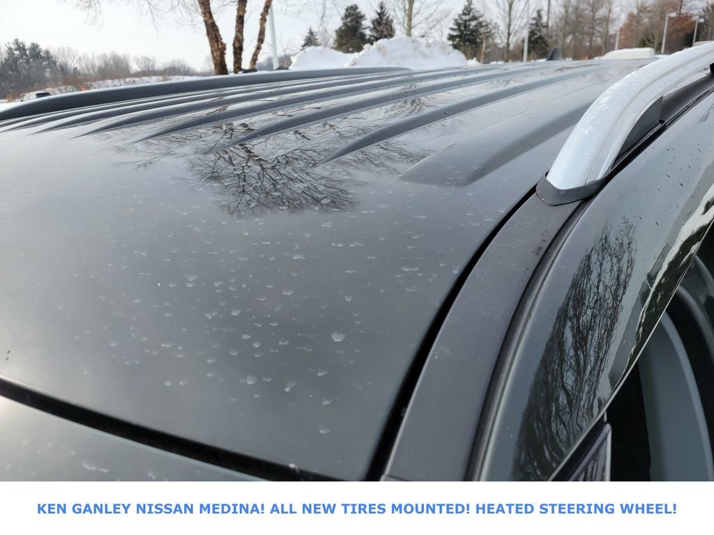 Used 2022 Ford Explorer Limited w/ Equipment Group 301A image 17