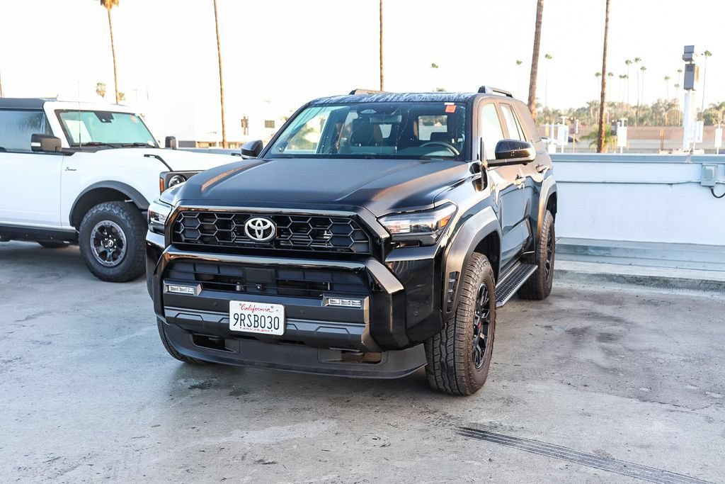 Used 2025 Toyota 4Runner TRD Off-Road Premium w/ Tow Technology Package AWD/4WD image 4