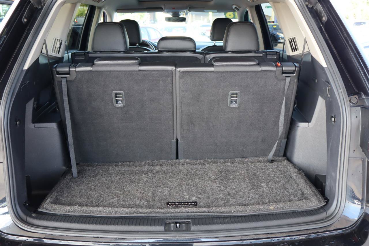 Used 2018 Volkswagen Atlas SEL FWD image 11