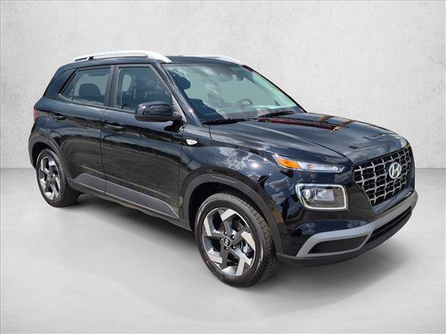 New 2026 Hyundai Venue SEL FWD image 3