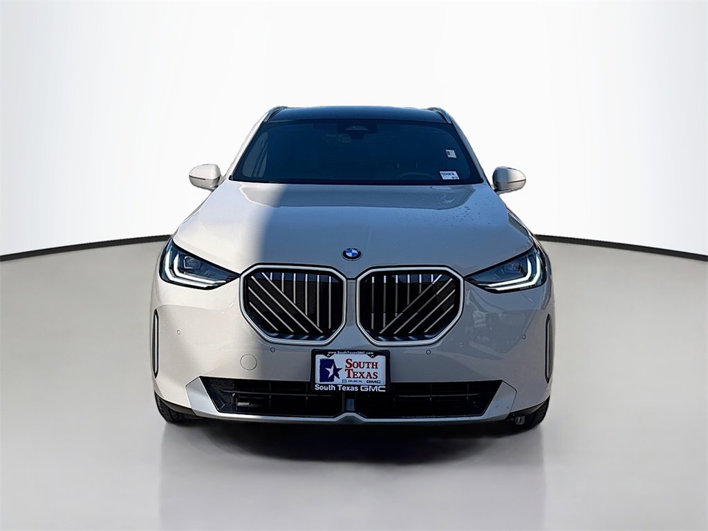 Used 2025 BMW X3 xDrive30i w/ Convenience Package image 2