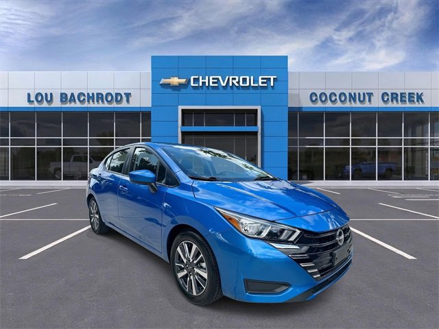 Used 2023 Nissan Versa SV video 1